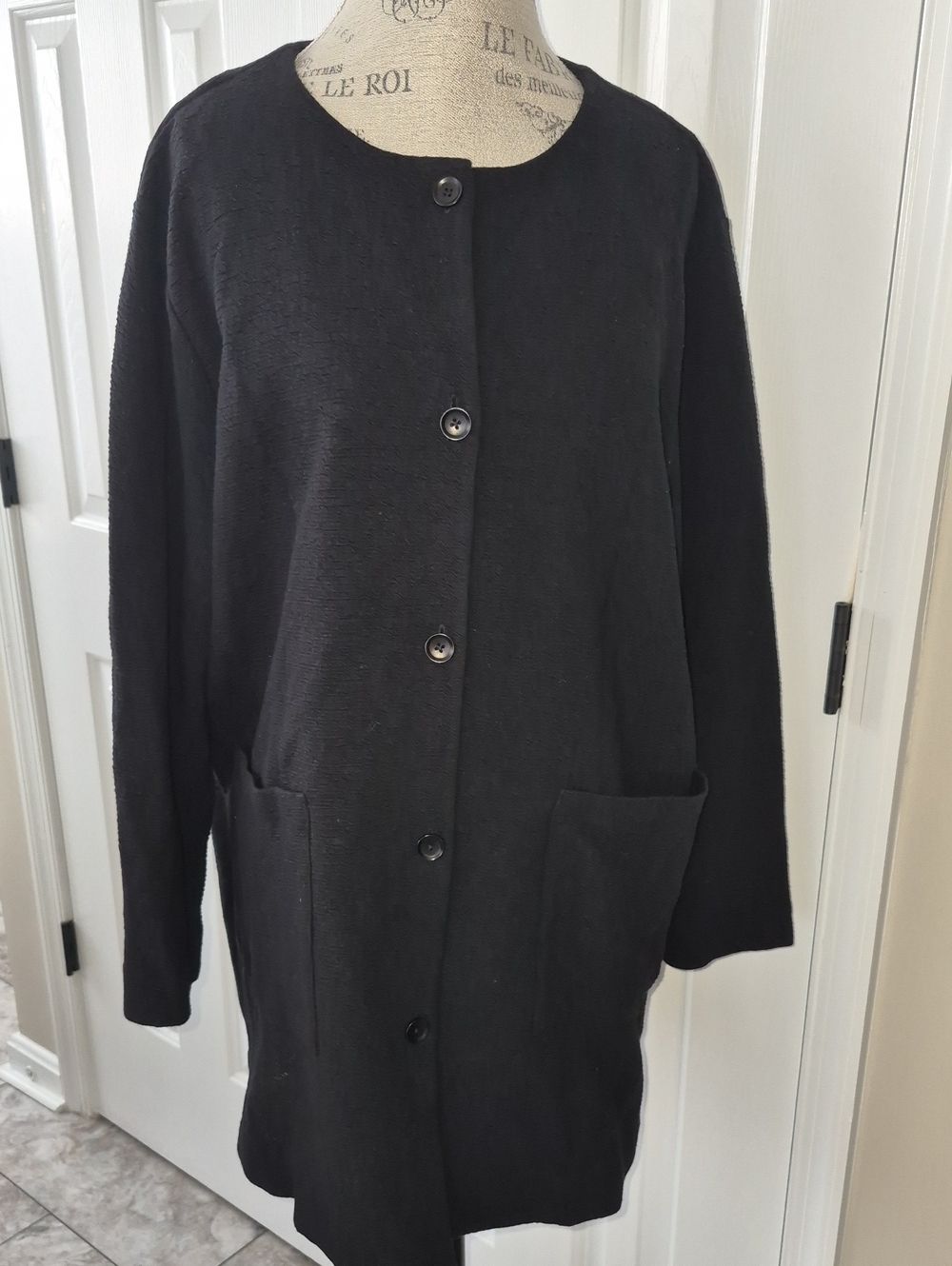 EILEEN FISHER EUC TEXTURED Heavy Cotton POCKETED BUTTON FRONT SWING TYPE JACKET